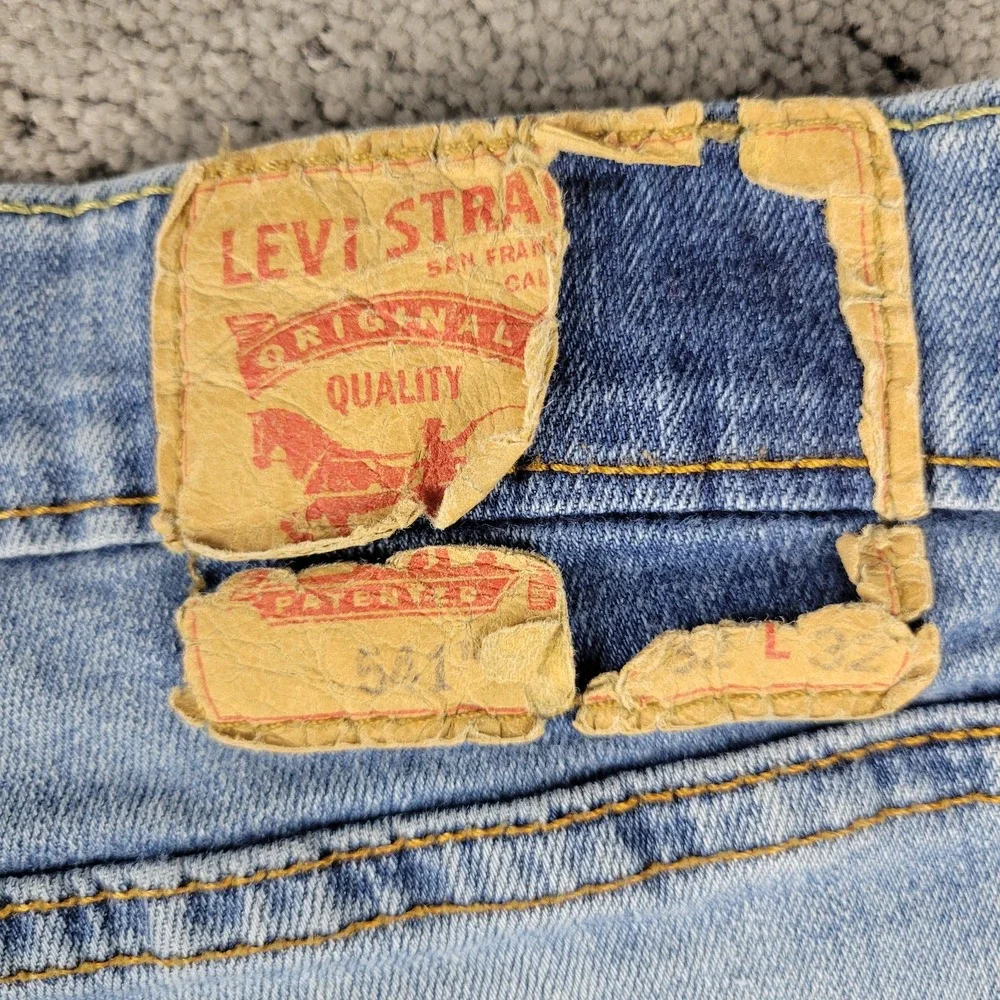 Levis actual measurements